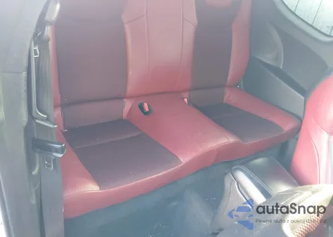 2013 Hyundai Genesis 2.0T R-Spec z USA, uszkodzony, nr VIN KMHHT6KD0DU107587